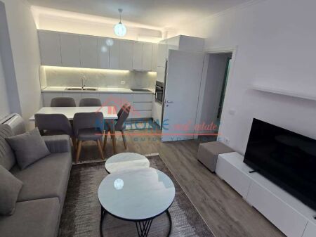 Apartament 2+1+post parkimi me qera tek Unaza e Re ne Tirane