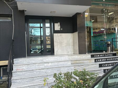 Jepet me qera apartament 2+1+2 ne Bllok