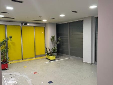 Business premises, Kavaja Street!