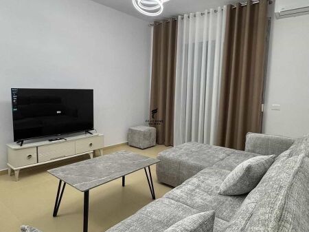 APARTAMENT ME QERA 2+1 21 DHJETORI 70.000 LEKE FH-71383