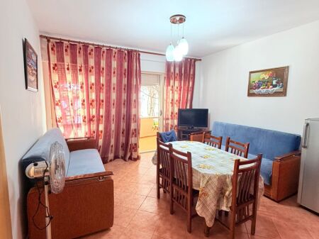 AFFITTASI APPARTAMENTO 1+1 NELL'AREA DI MALI I ROBIT, GOLEM, DURRES