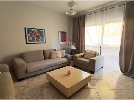 1+1 Apartment for rent near the Artistic High School, Tirana 