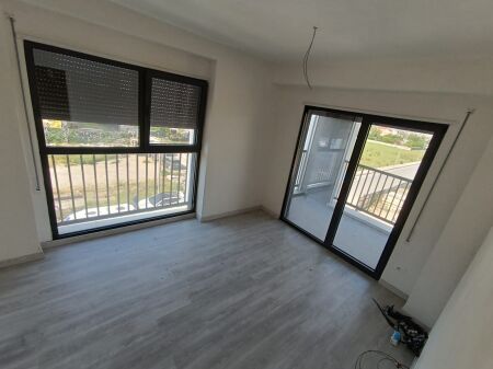 5 business premises 1+1 and 2+1 for rent in Bulevardin e Ri Tirane (ID 42111559)