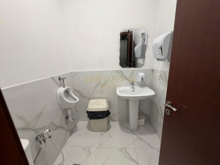 WE SELL PREMISES AND 2 PARKING SPACES OPPOSITE DELIJORGJI
