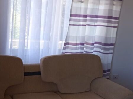 APARTAMENT 1+1. 2700 LEKE.RRUGA MIHAL GRAMENO.ISH TREGU ELEKTRIK