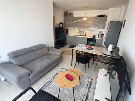 Shitet ,  Apartament 3+1 , Unaza e Re, Tirane.