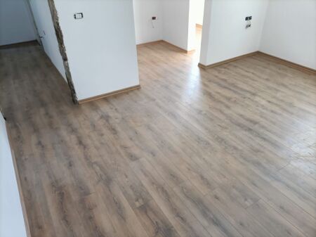 Jepet apartament 2+1- Me Qera - Report Tv- Rruga e Kavajes- Tirane