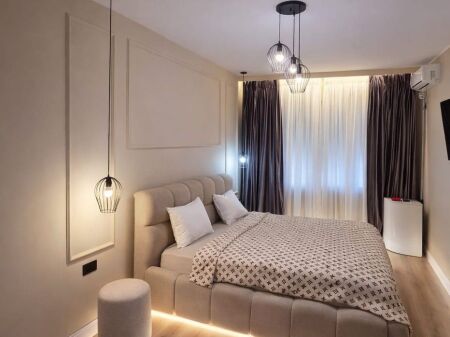  Shitet Apartament 2+1 – Komuna e Parisit, Tiranë 
