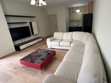 Jepet me qira Apartament 2+1+2 – Astir, pranë Hotel Granda
