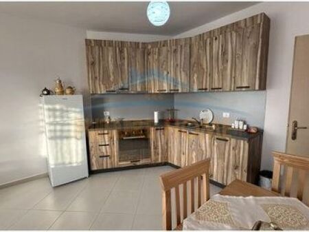 Shitet, Apartament 1+1, Yzberisht, Tiranë