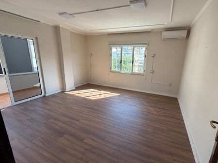 Locale in affitto per uffici – Piazza Willson