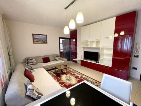 Apartament 1+1 i mobiluar tek Kopeshti Zoologjik!