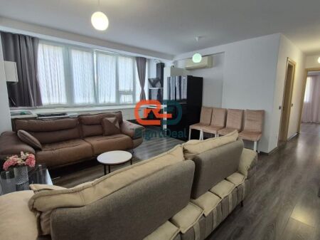 Tek Fusha E Aviacionit, Shitet Apartament 2+1 Me Strukture Te Rregullt !!
