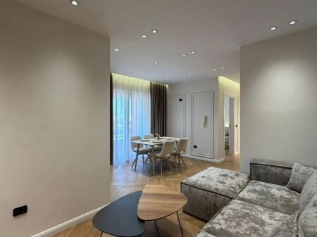 Shitet..!!   Pranë Kompleksit Delijorgji   Apartament 2+1