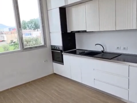 Apartament 1+1 për qira në Astir