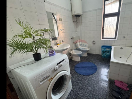 Apartment for rent 1+1 at Rruga e Dibres
