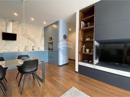 Apartment 1+1+ Parking at Zogu i Zi