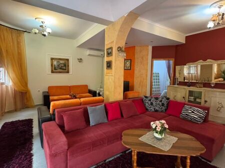 Shitet..!!  Selitë (Universiteti Marin Barleti) Apartament 3+1+2