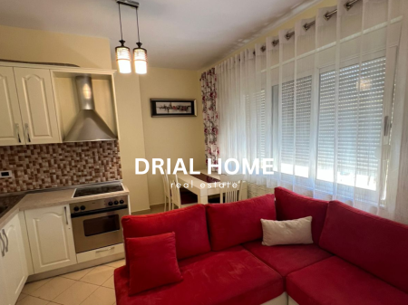 Apartament me qera 2+1+verande