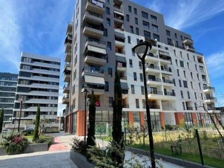 In vendita, Appartamento 2+1+2, Trio Towers, Don Bosko, Di fronte al tribunale amministrativo.