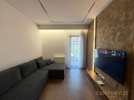 FOR RENT 1+1 APARTMENT AT TIRANA GARDEN BUILDING!