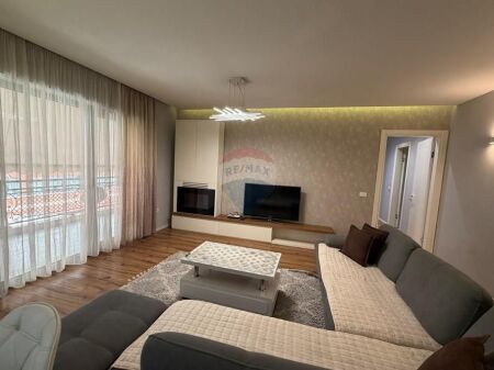 Apartment 2+1+Parking for rent Delijorgji Complex