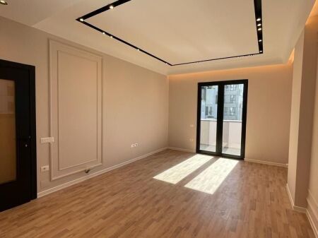 Affittiamo spazio per uffici, Square 21