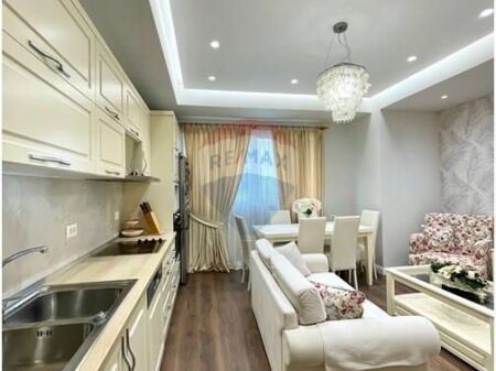 2+1 Apartment for rent Durres Street