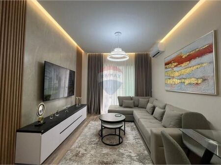 Jepet me qira apartament 1+1 te Rruga e Kosovareve, Rezidenca Viridario 