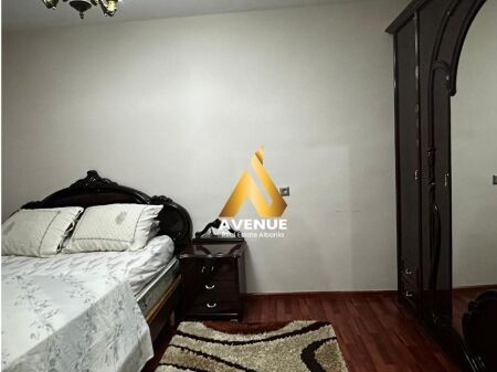 Jepet me qera apartament 2+1 në zemër të Tiranës – Rruga Fortuzi