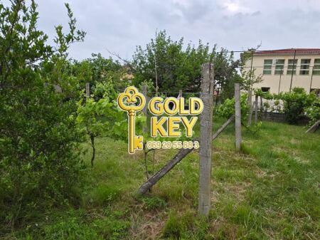  IN VENDITA IMMOBILE 1 PIANO+ 700 M2 TERRENO NELL'AREA DI SHIJAK