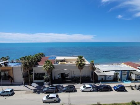 In vendita appartamento 2+1 Currila Durres vista mare completa Vista frontale
