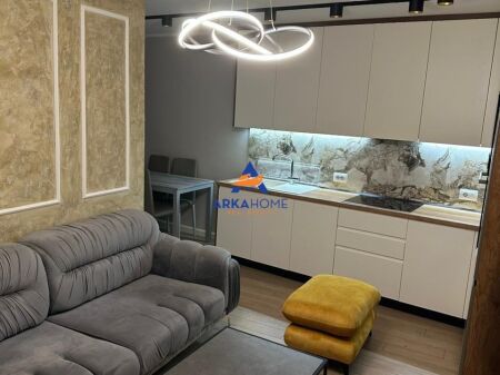 JEPET APARTAMENT ME QERA 1+1+BALLKON+POST PARKIMI "RRUGA HAMDI PEPO,SELITË" 50000 LEKE