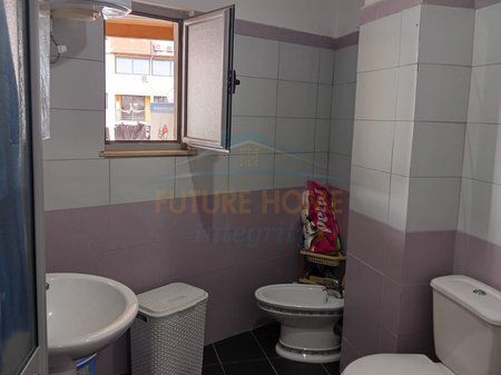 Shitet, Apartament 1+1, Unaza e Re, Tiranë.
