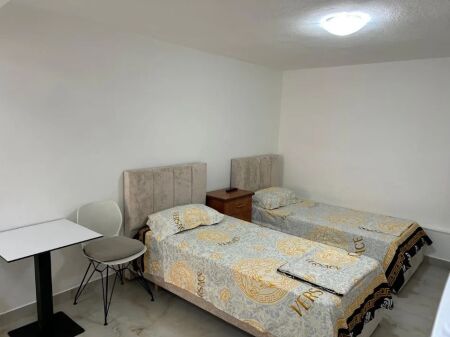 GARSIONERE 200 EURO.QYTET STUDENTI