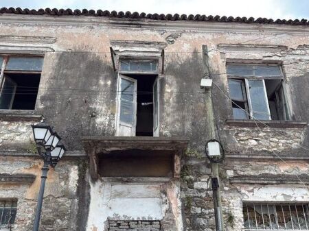 Building for sale in the Kala neighborhood in Elbasan