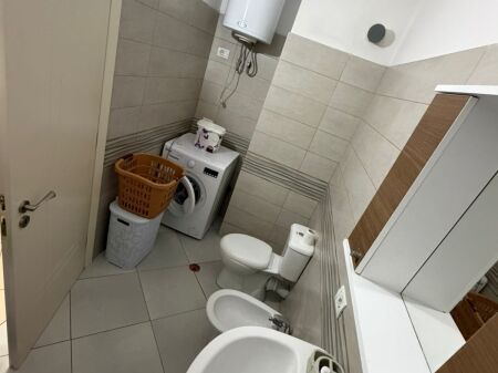 Qera, Apartament 2+1+2+Post Parkim, Casa Italia, Tiranë