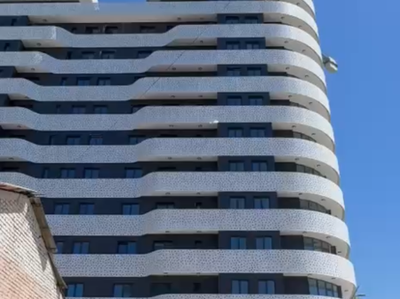 Apartament 2+1 pee qera tek ura Nisharakut !