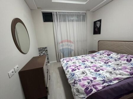 Jepet me qira apartament 2+1 + post parkimi te Kodra e DIELLIT