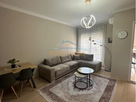 Qera, Apartament 1+1, Kompleksi Vind, Ali Demi, Tiranë.
