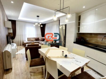 Tek "Kompleksi Magnet", Shitet Apartament 3+1, Super I Investuar!