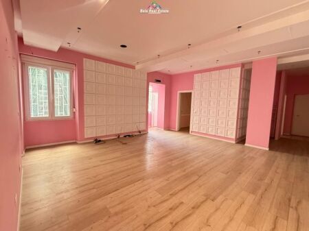 Zyre Me Qera Tek Sheshi Willson (ID BZ2937) Tirane