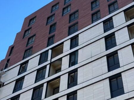  Shitet Apartament 2+1 + Verandë – Fusha e Aviacionit 