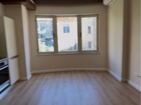Shitet, Apartament 1+1, Rruga Mine Peza, Tirane