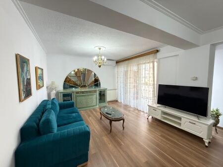  QERA Apartament 2+1+2 Me Parking  Ish Blloku, Prane Karburantit ESP OIL 