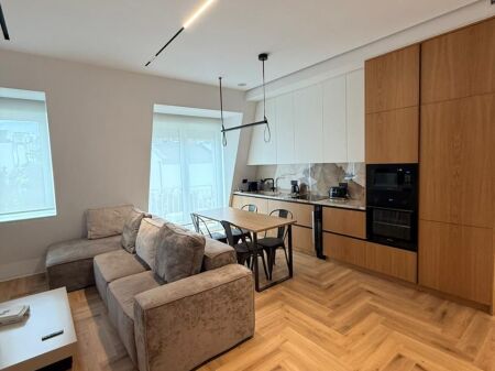 APARTAMENT LUKSOZ 2+1 + PARKIM PER QERA TEK TEG