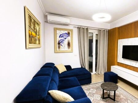 Shitet apartament 1+1 në zonën e Astirit!