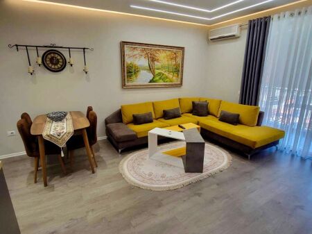  Jepet me qera apartament 2+1  Kompleksi ASL Rruga Kongresi i Manastirit