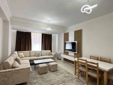 Apartament 2+1+ parking per qera Grand Galeria !