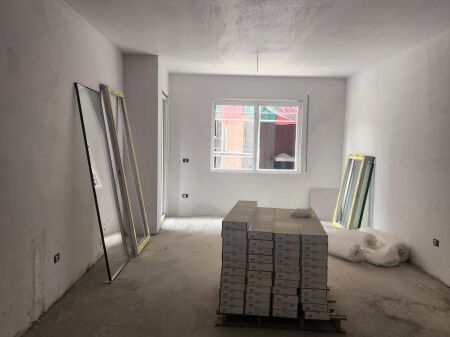  Shitet Apartament 2+1 – Space City